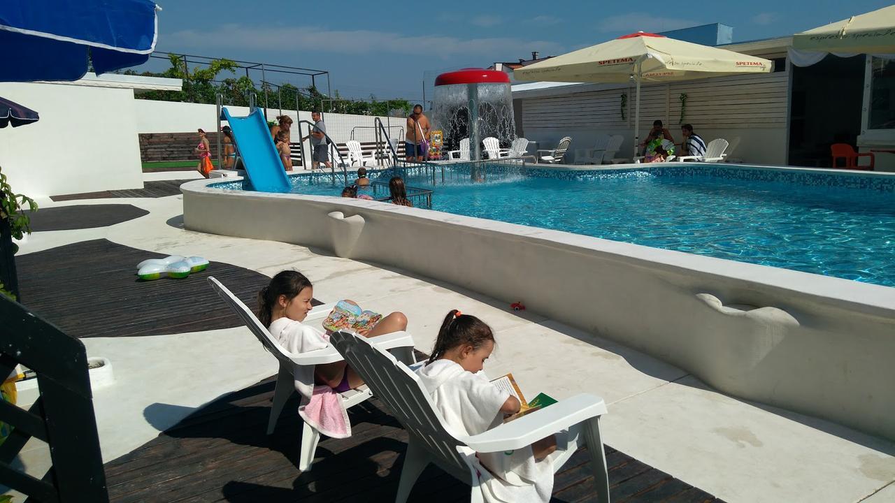 Hotel Golden Star Szozopol Kültér fotó